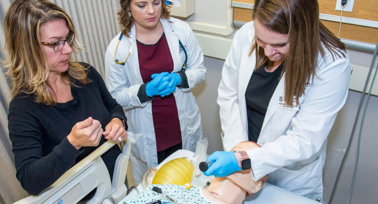 Advance Your Nursing Career with a Graduate Certificate in Acute Care