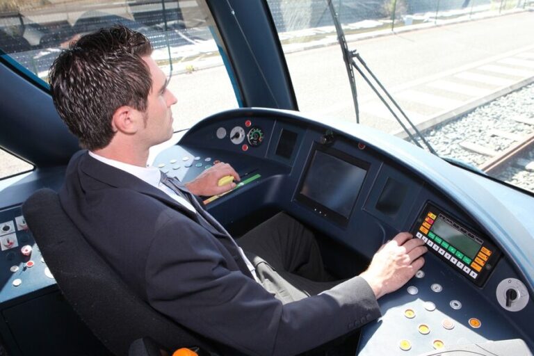 certificate 4 in train driving All You Need to Know About Certificate 4 in Train Driving