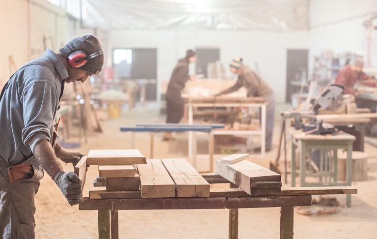 Become a Skilled Carpenter with Certificate III Training
