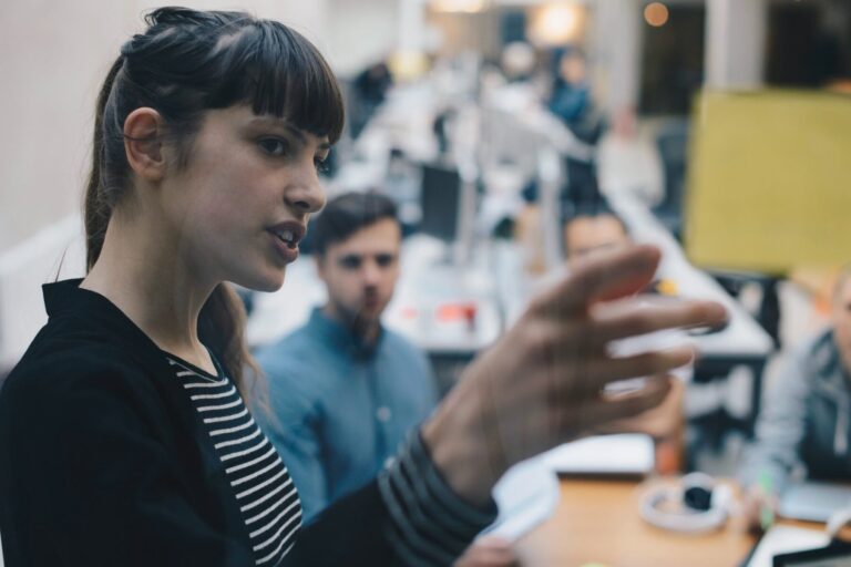 Boost Your Career with an Online Graduate Certificate in Business Administration