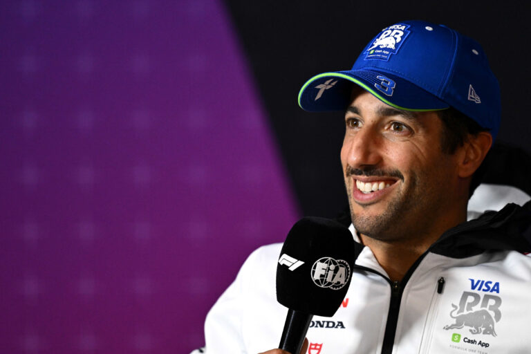 Exploring Australia's Cricket Declaration: A Crucial Move on the Field