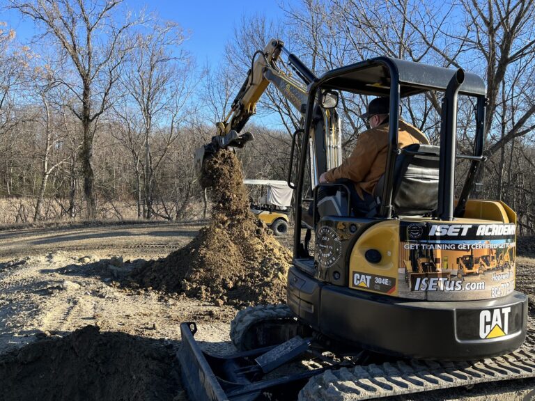 Find Nearby Excavator License Courses