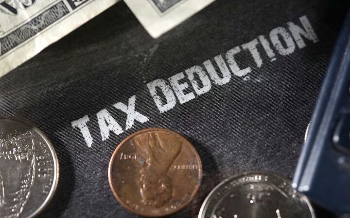 Maximize Your Tax Refund with These Smart Phone Tips