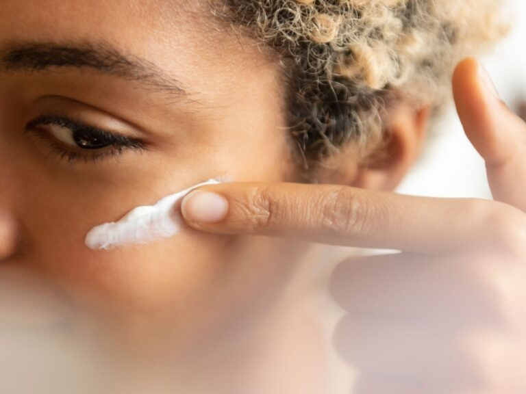 Revitalize Your Skin with Renew Cream: A Complete Guide