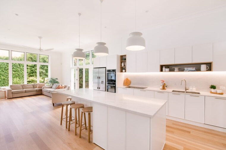 Understanding Private House Sale Contracts in QLD: REIQ Guide